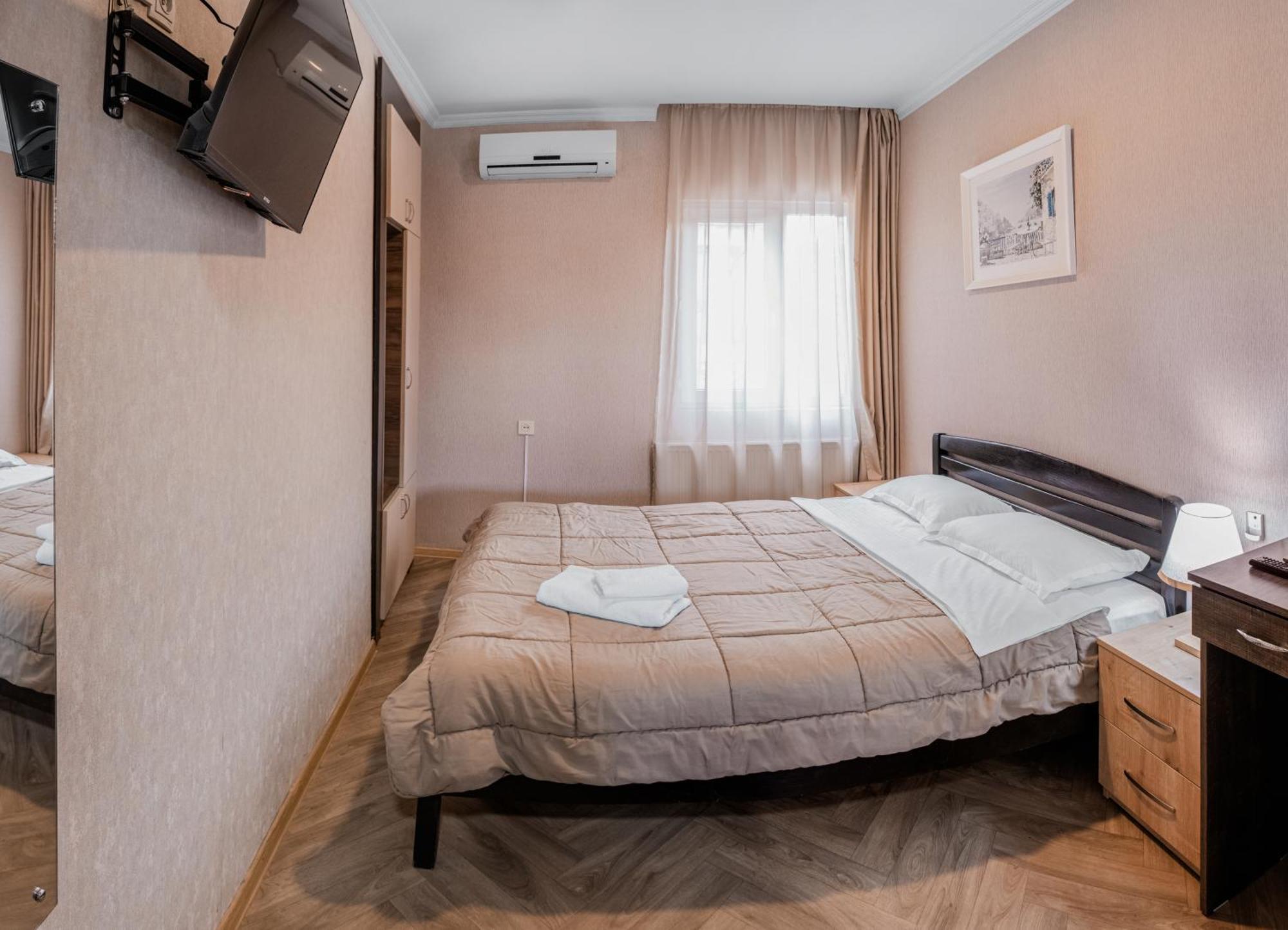 Lotus Hotel Tbilisi Exterior photo